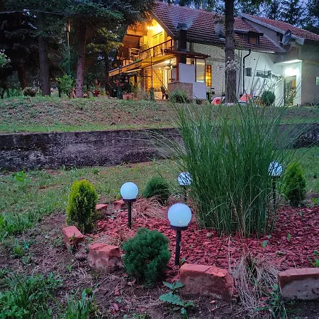 Jezerski Raj Borsko Jezero *