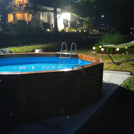 Jezerski Raj Borsko Jezero *